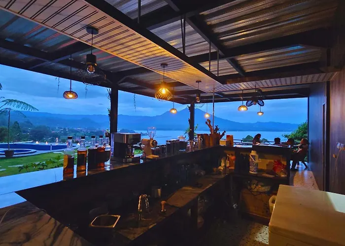 Adelisca Glamping, Cafe And Campsite Kubupenlokan